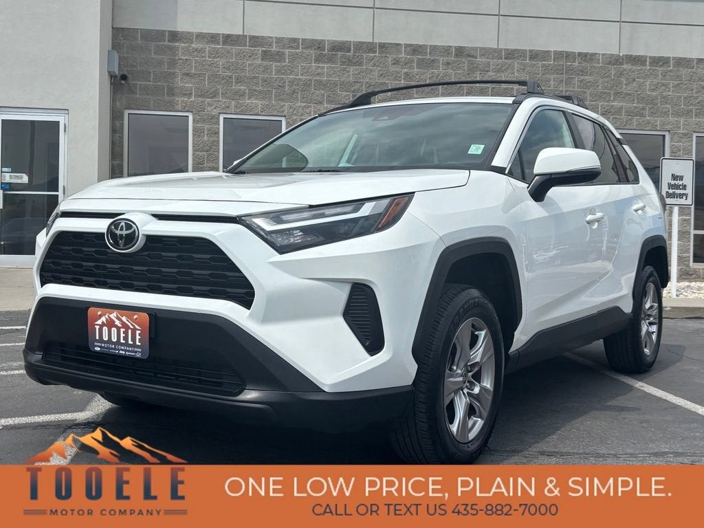2023 Toyota RAV4 XLE