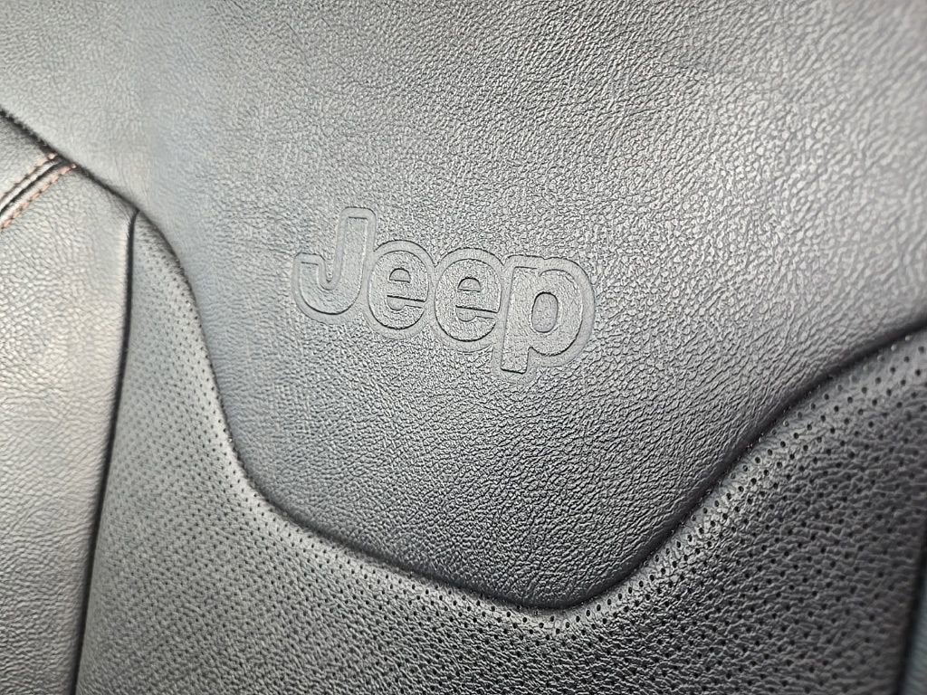 2022 Jeep Compass (RED) Edition