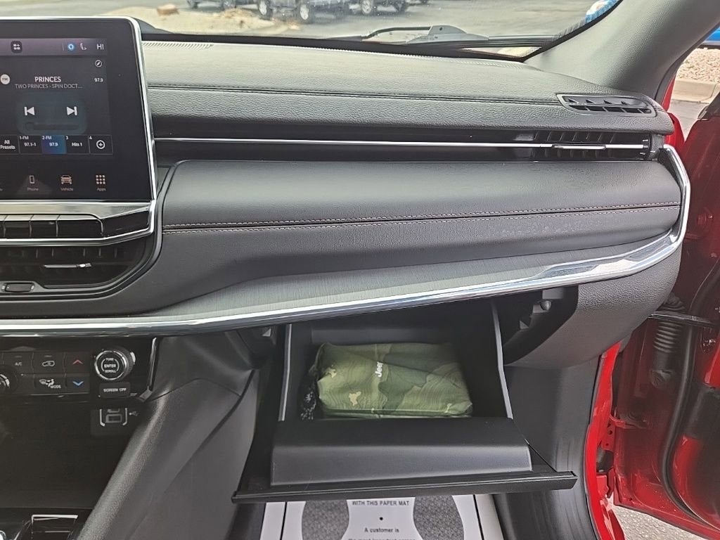 2022 Jeep Compass (RED) Edition