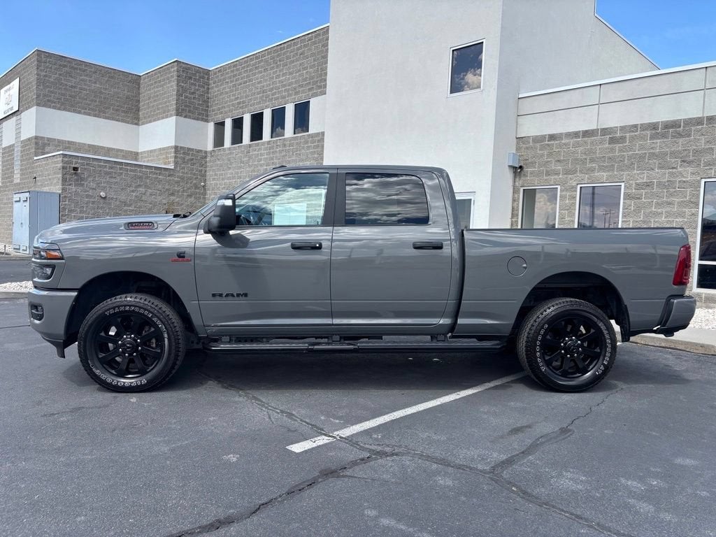2026 RAM 3500 Big Horn Crew Cab 4x4 6'4" Box