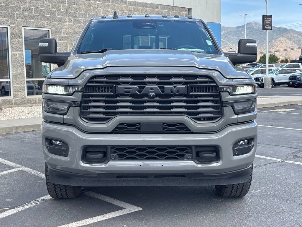 2026 RAM 3500 Big Horn Crew Cab 4x4 6'4" Box