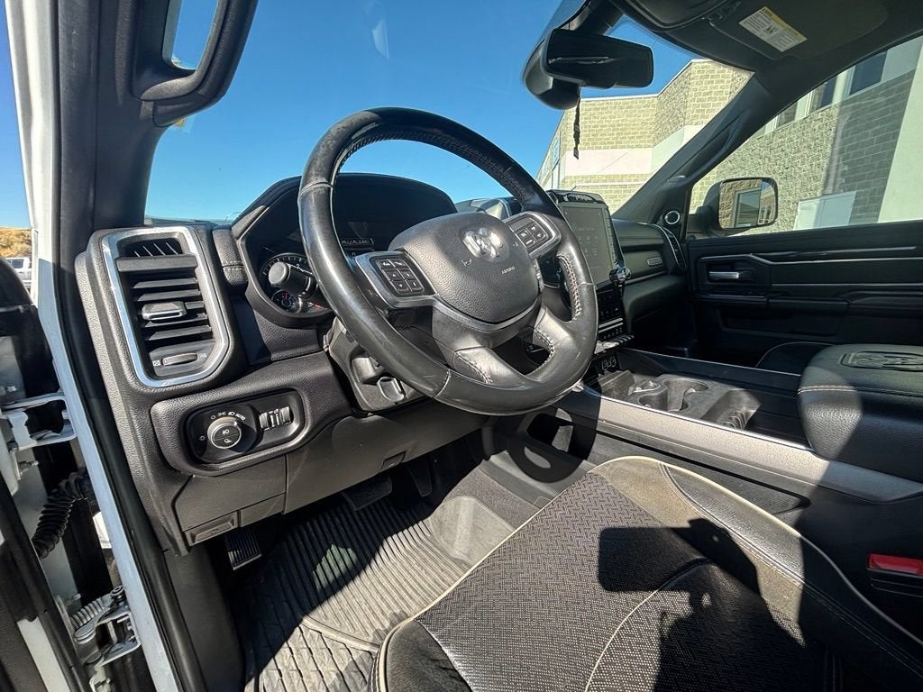 2020 RAM 3500 Laramie Crew Cab 4x4 6'4" Box