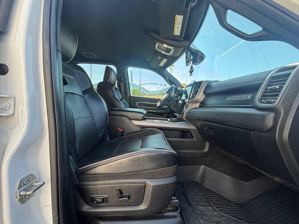 2020 RAM 3500 Laramie Crew Cab 4x4 6'4" Box