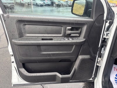 2023 RAM 1500 Classic Tradesman Crew Cab 4x4 5'7" Box