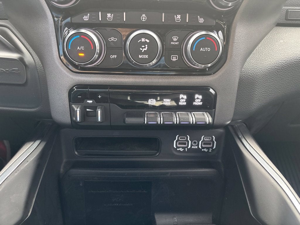 2020 RAM 2500 Laramie Crew Cab 4x4 6'4" Box