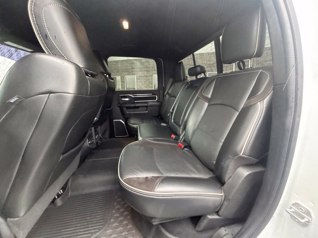 2020 RAM 2500 Laramie Crew Cab 4x4 6'4" Box