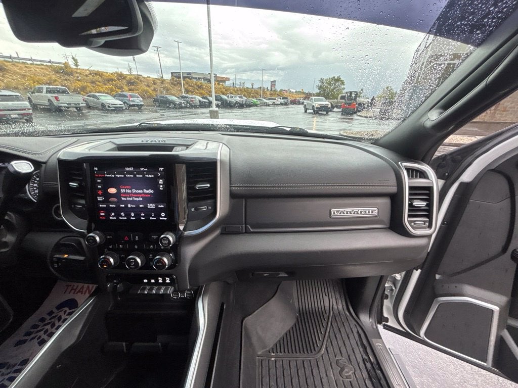 2020 RAM 2500 Laramie Crew Cab 4x4 6'4" Box