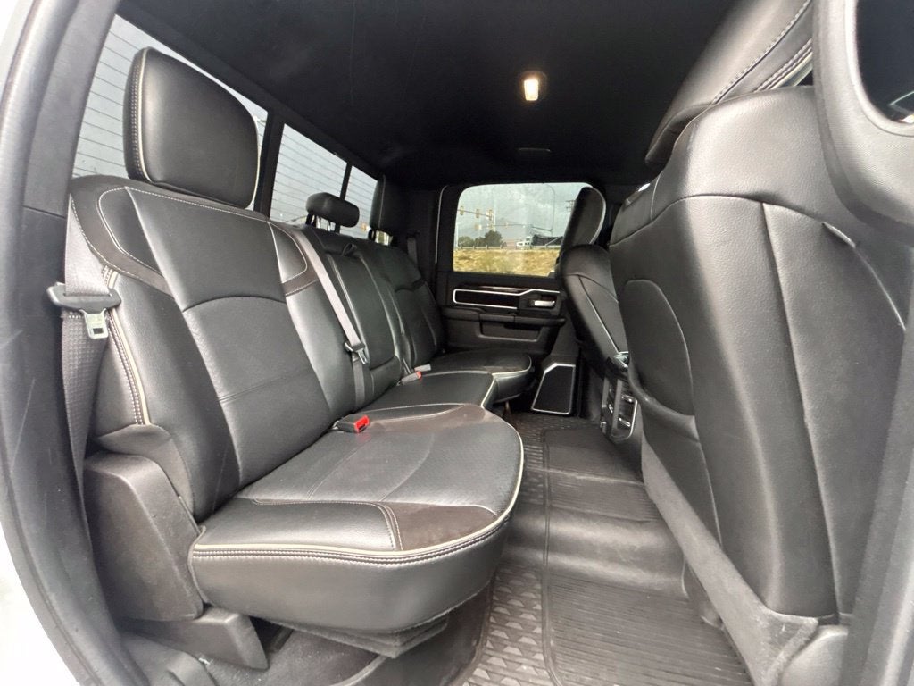 2020 RAM 2500 Laramie Crew Cab 4x4 6'4" Box
