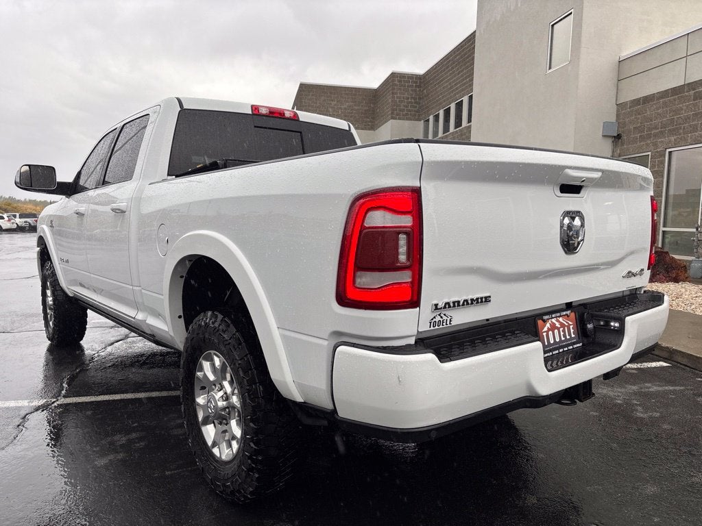 2020 RAM 2500 Laramie Crew Cab 4x4 6'4" Box