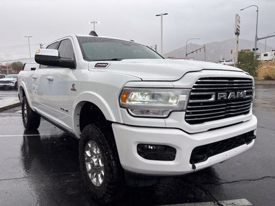 2020 RAM 2500 Laramie Crew Cab 4x4 6'4" Box