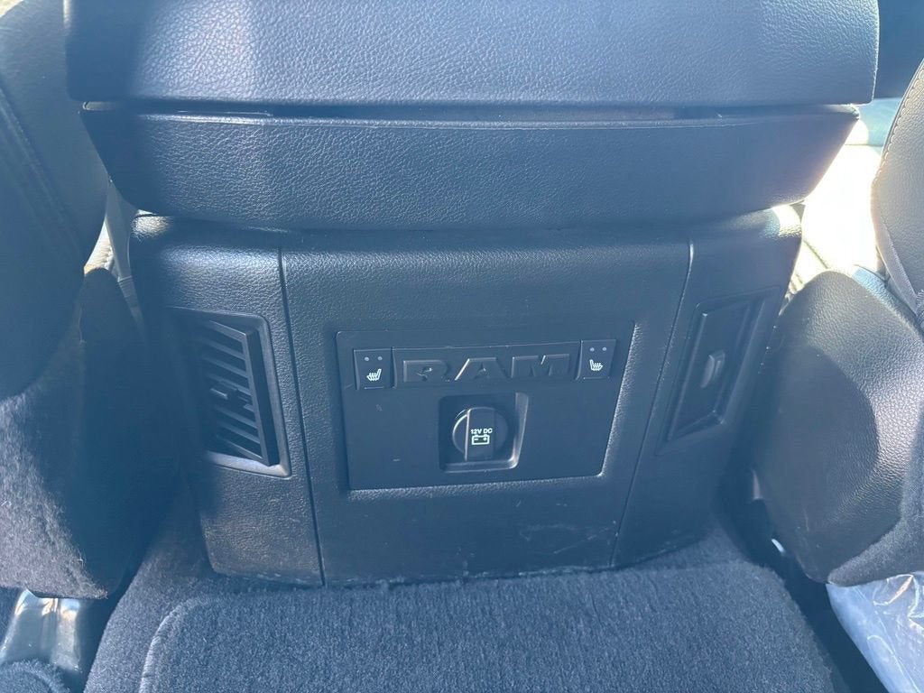 2018 RAM 2500 Laramie Mega Cab 4x4 6'4" Box