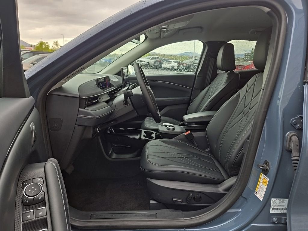 2024 Ford Mustang Mach-E Select