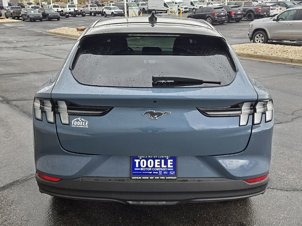 2024 Ford Mustang Mach-E Select