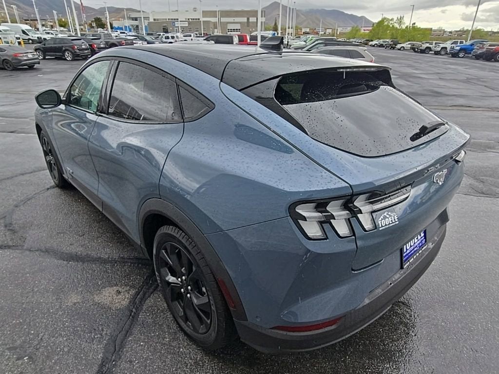 2024 Ford Mustang Mach-E Select