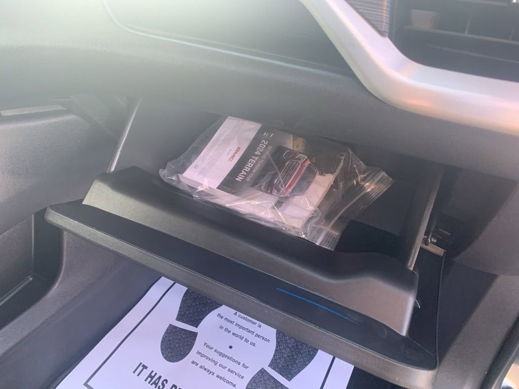 2024 GMC Terrain SLE