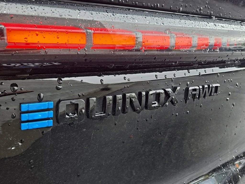 2025 Chevrolet Equinox EV RS