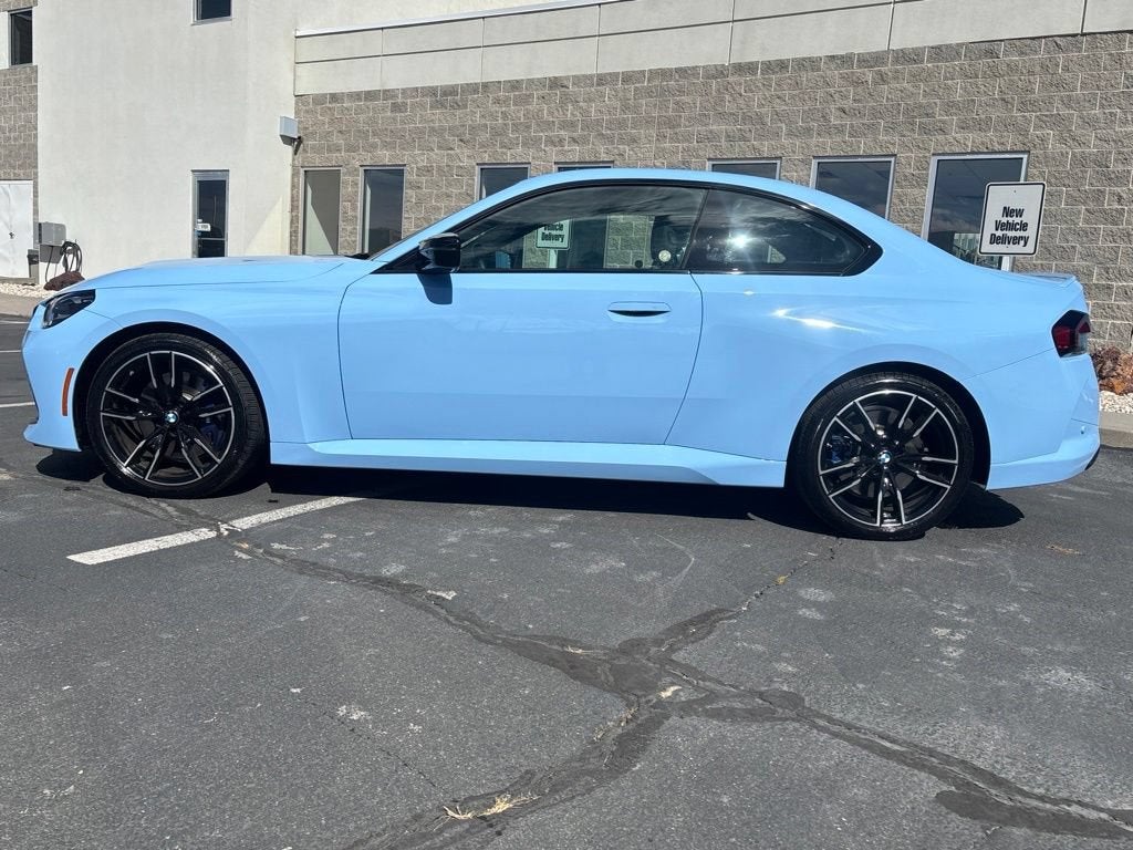 2026 BMW M240 i xDrive