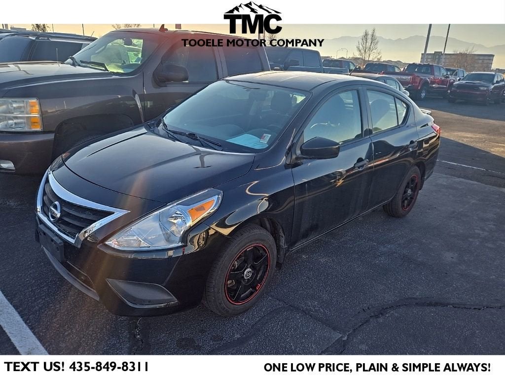 2019 Nissan Versa Sedan S Plus