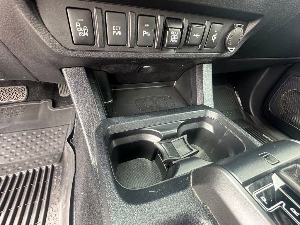 2020 Toyota Tacoma 4WD SR5