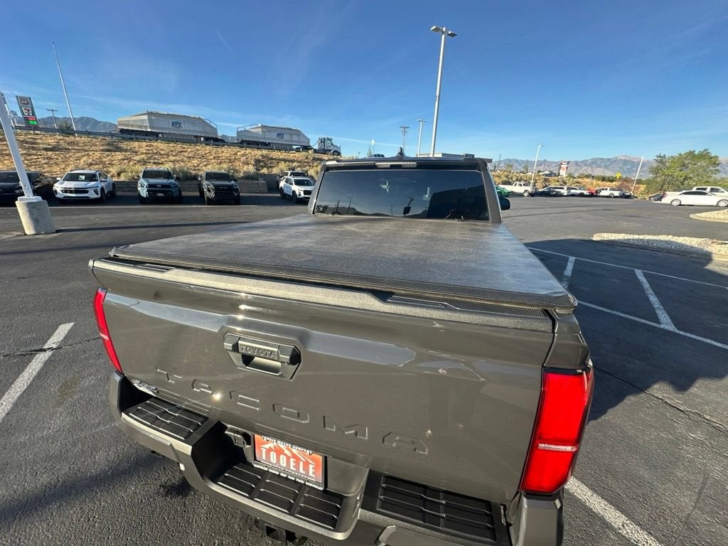 2026 Toyota TACOMA 4WD Base