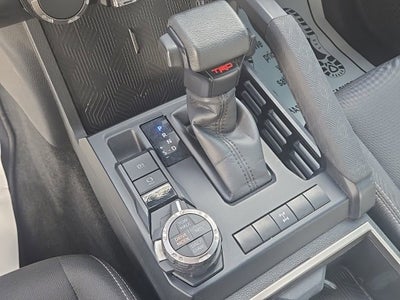 2024 Toyota Tacoma 4WD SR5