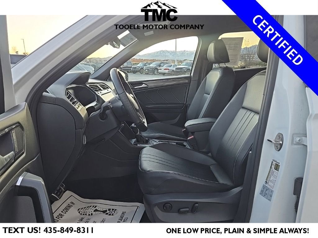 2022 Volkswagen Tiguan SE R-Line Black