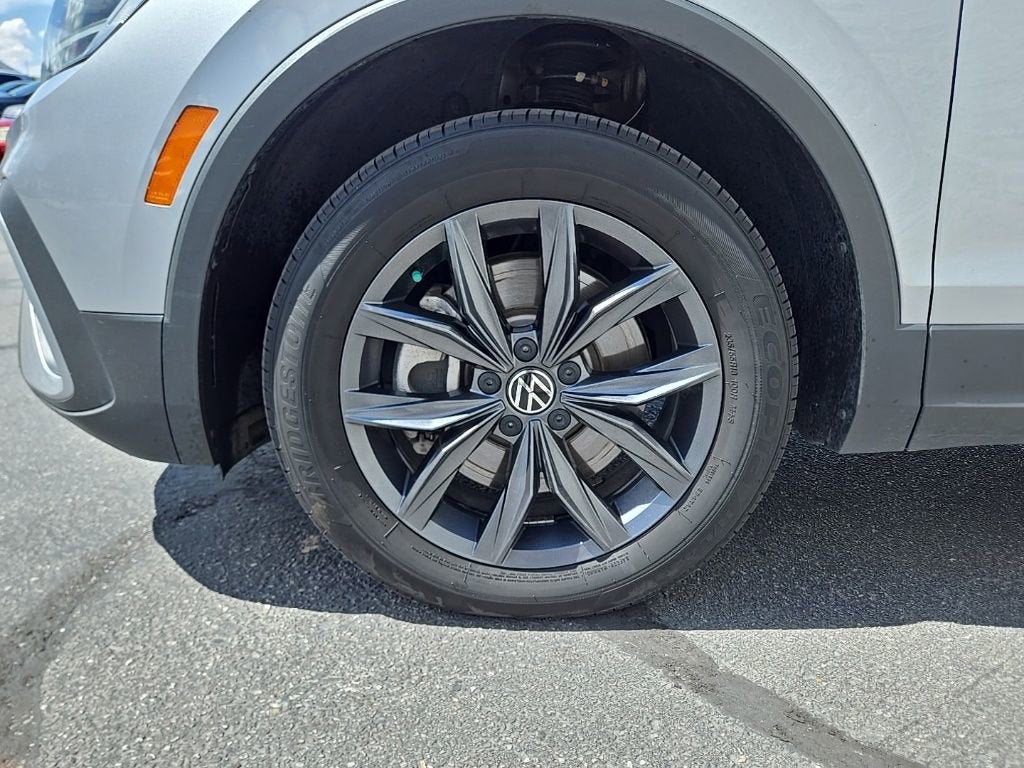 2023 Volkswagen Tiguan SE