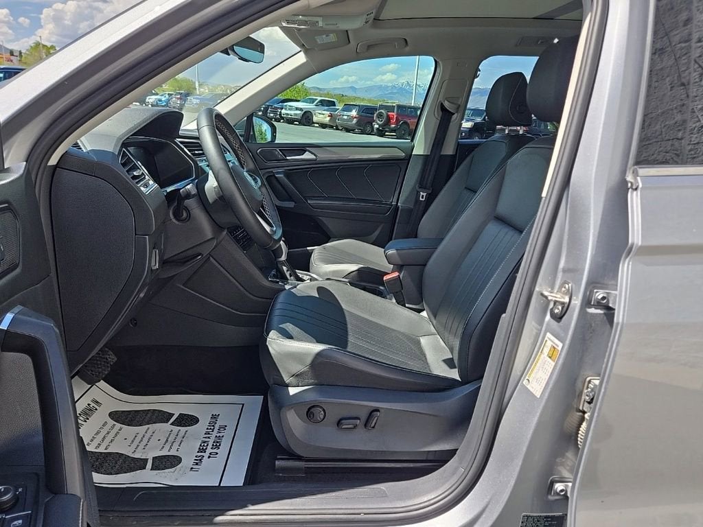 2023 Volkswagen Tiguan SE