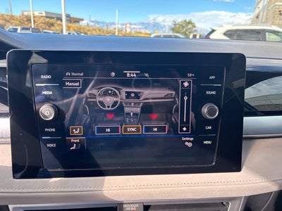 2025 Volkswagen Taos SE