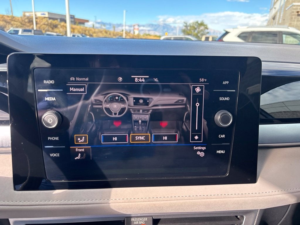 2025 Volkswagen Taos SE