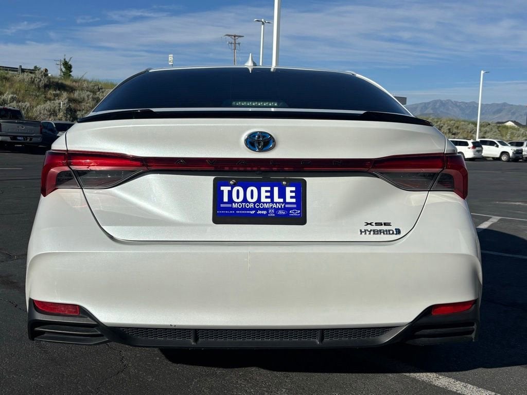 2019 Toyota Avalon Hybrid Limited
