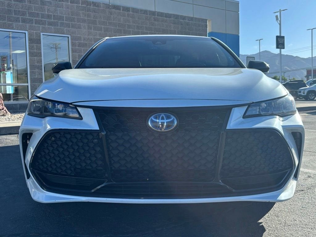 2019 Toyota Avalon Hybrid Limited