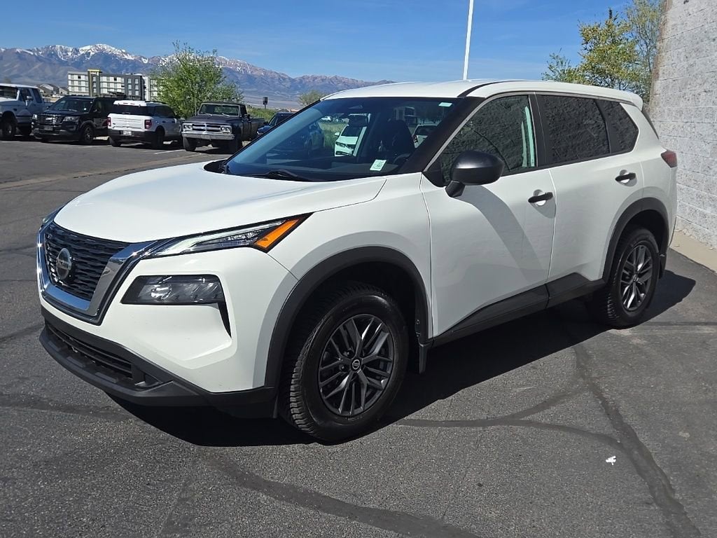 2021 Nissan Rogue S