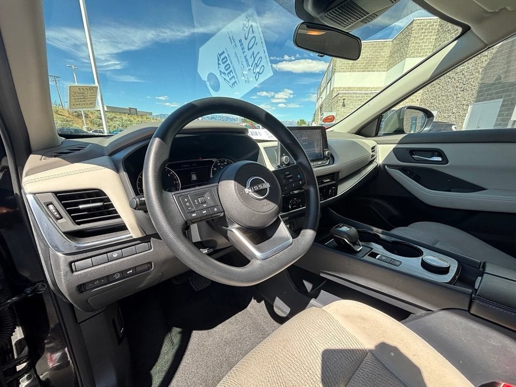 2024 Nissan Rogue SV