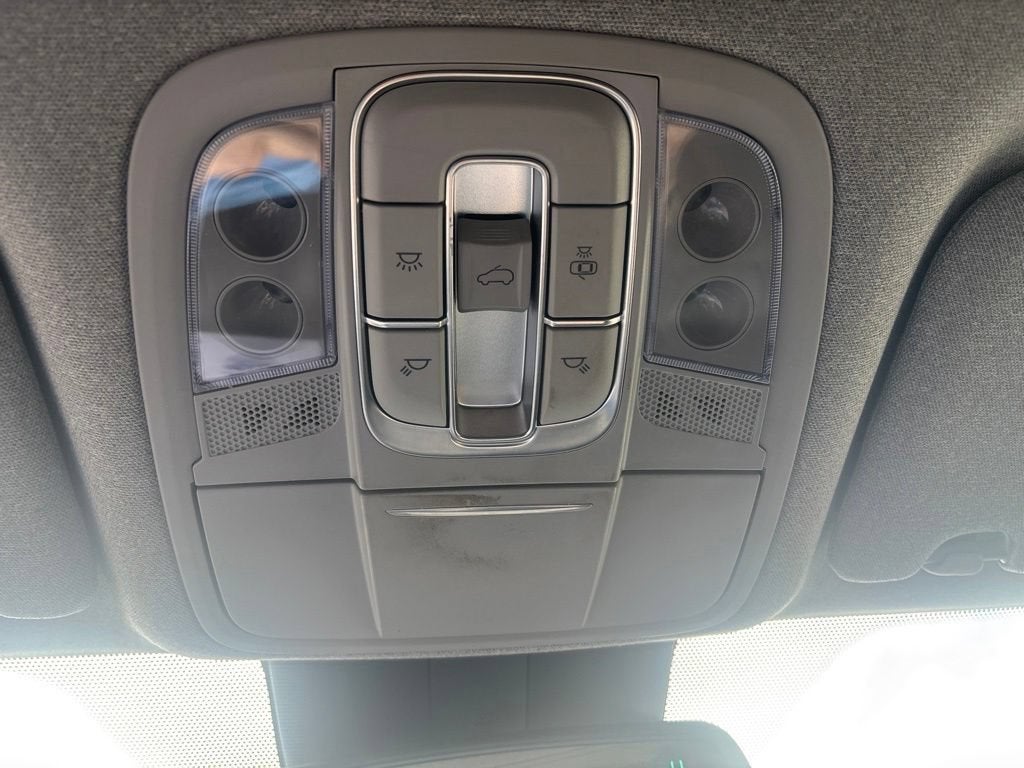 2020 Hyundai Santa Fe Limited 2.0T