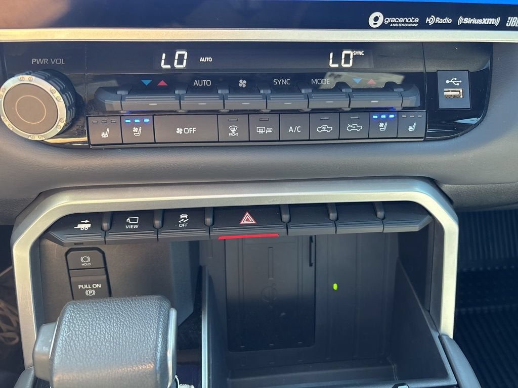 2023 Toyota Tundra 4WD Platinum