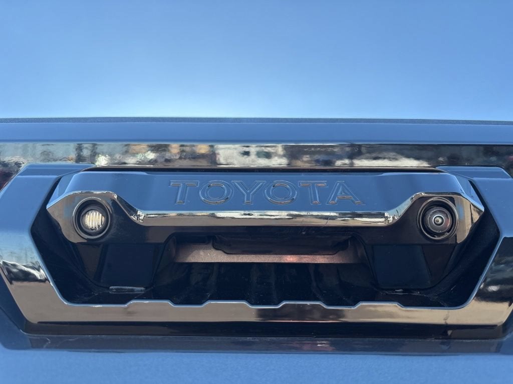 2023 Toyota Tundra 4WD Platinum