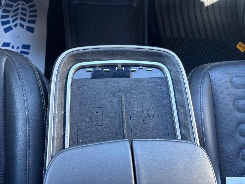 2022 RIVIAN R1T Launch Edition