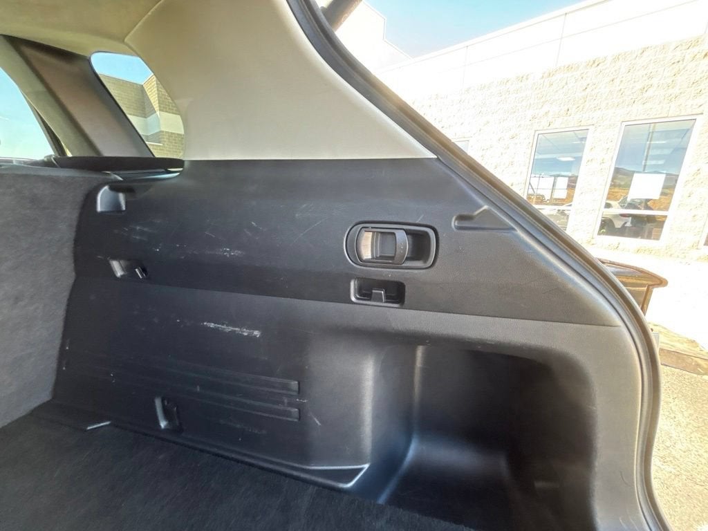 2025 Mazda Mazda CX-50 2.5 S Preferred Package