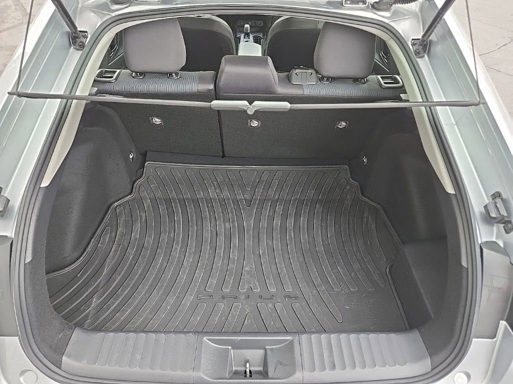 2024 Toyota Prius LE