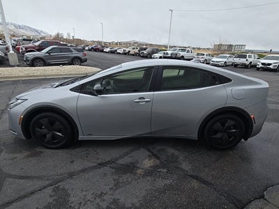 2024 Toyota Prius LE