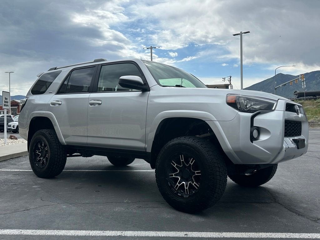 2019 Toyota 4Runner SR5