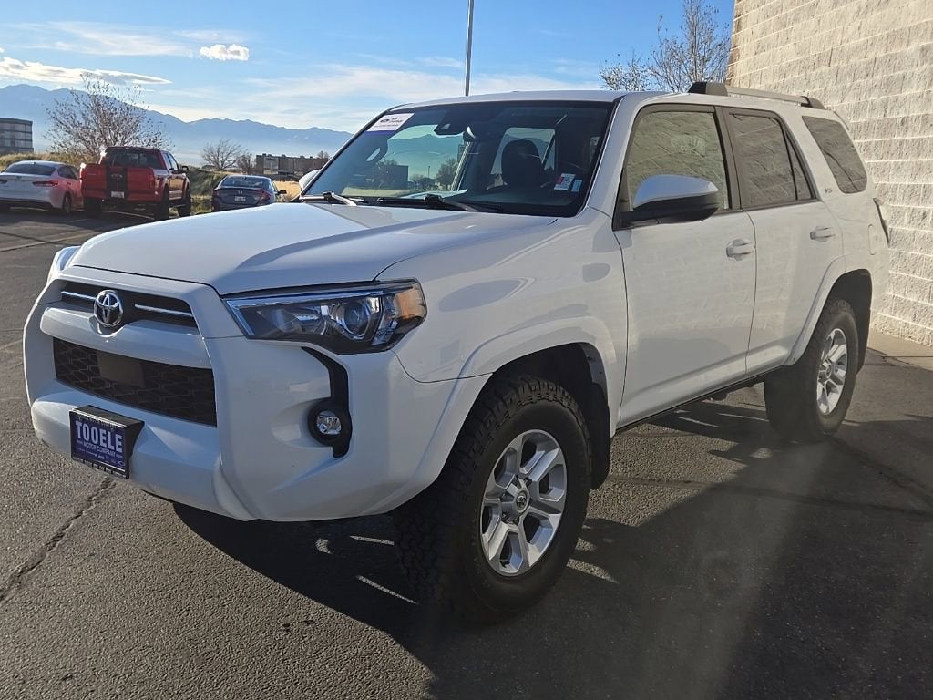 2022 Toyota 4Runner SR5