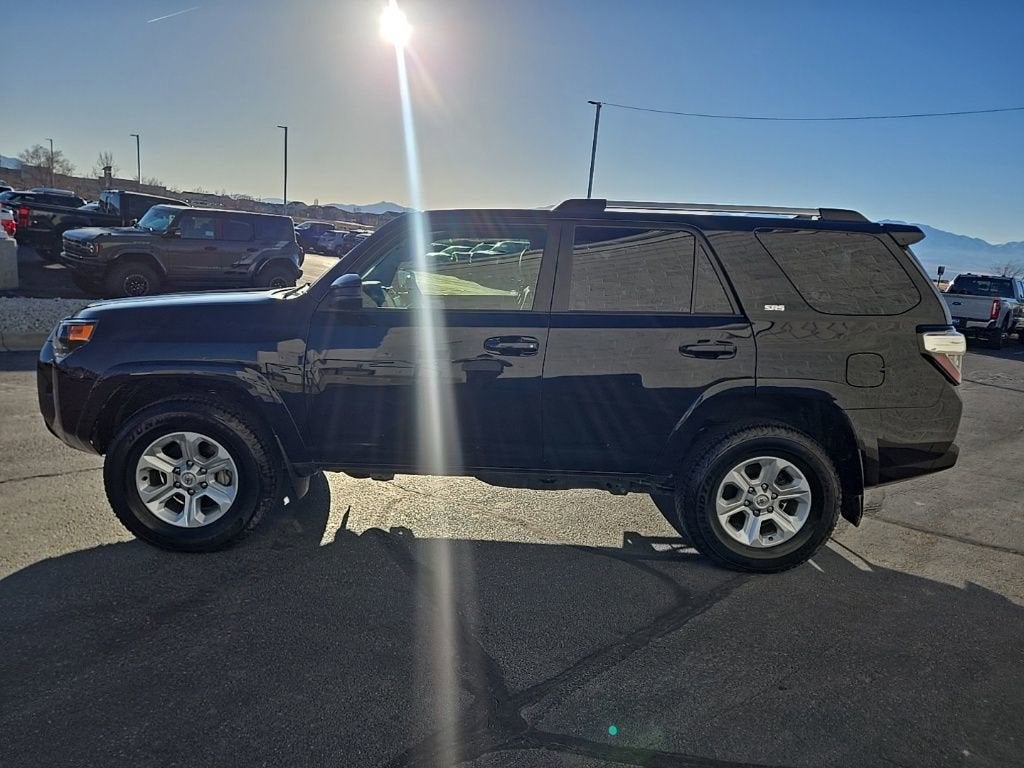 2024 Toyota 4Runner SR5