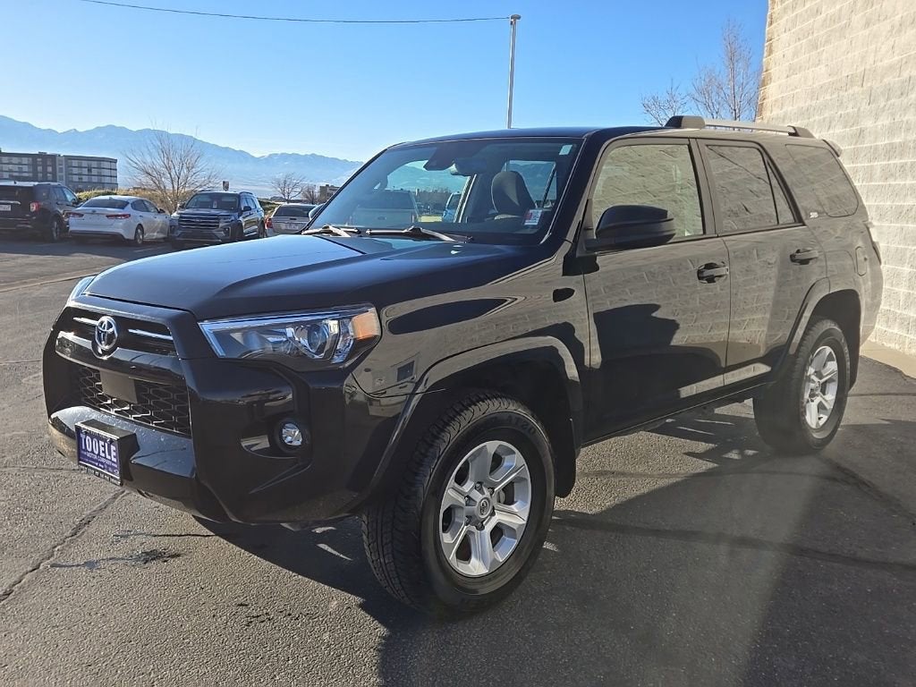 2024 Toyota 4Runner SR5