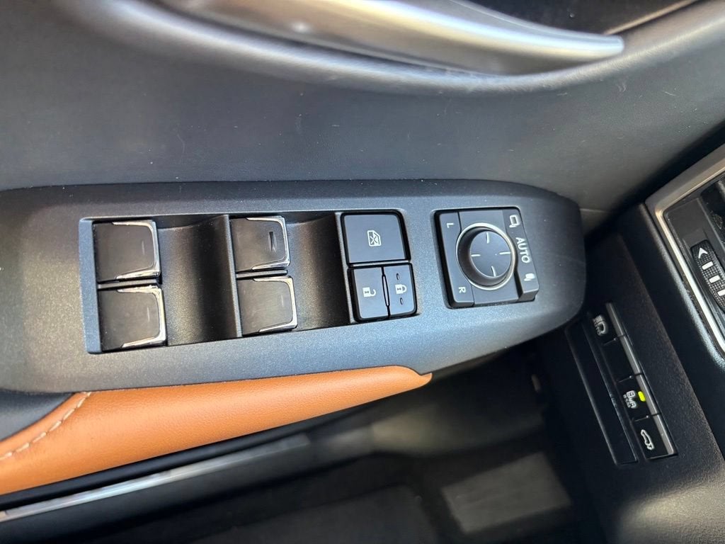 2021 Lexus NX 300 NX 300