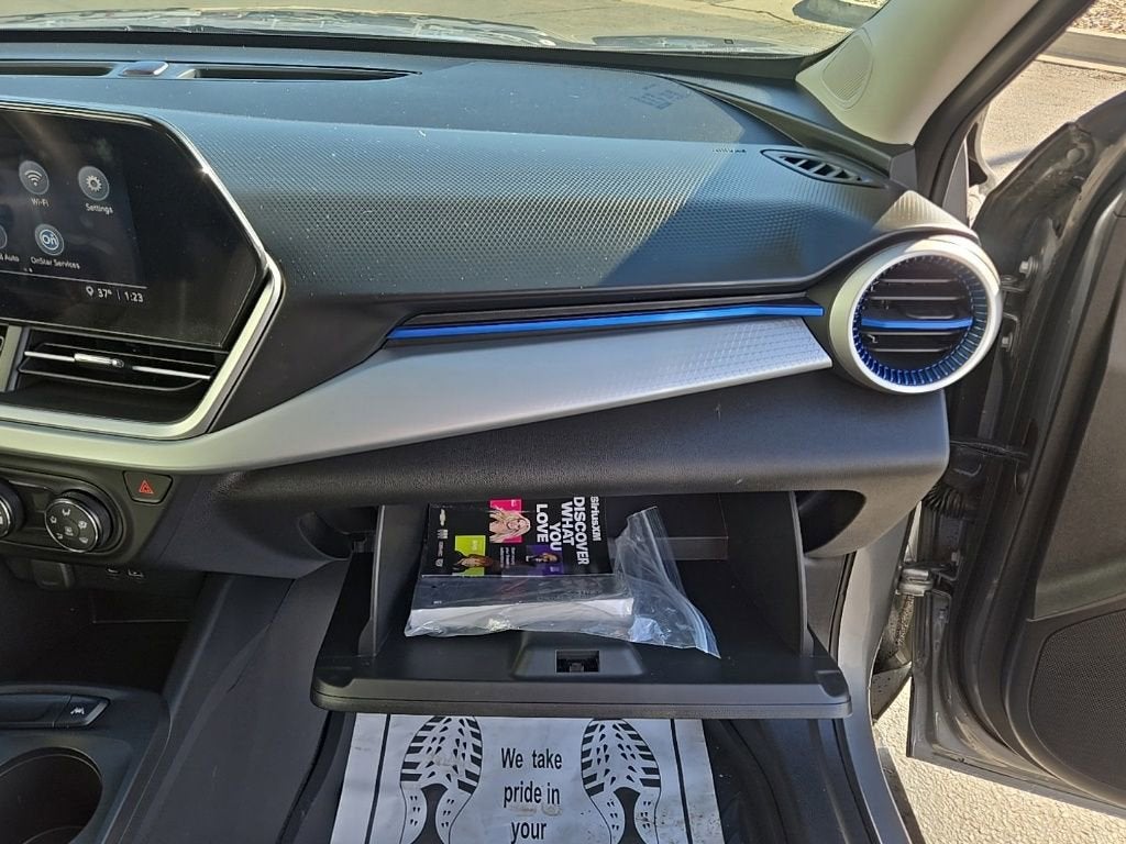 2025 Chevrolet Trax LS