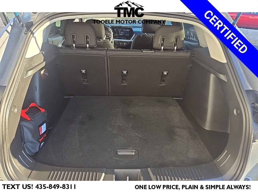 2025 Chevrolet Trax LS