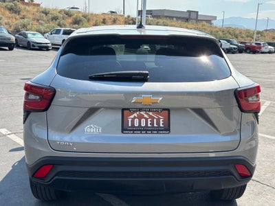 2025 Chevrolet Trax LS