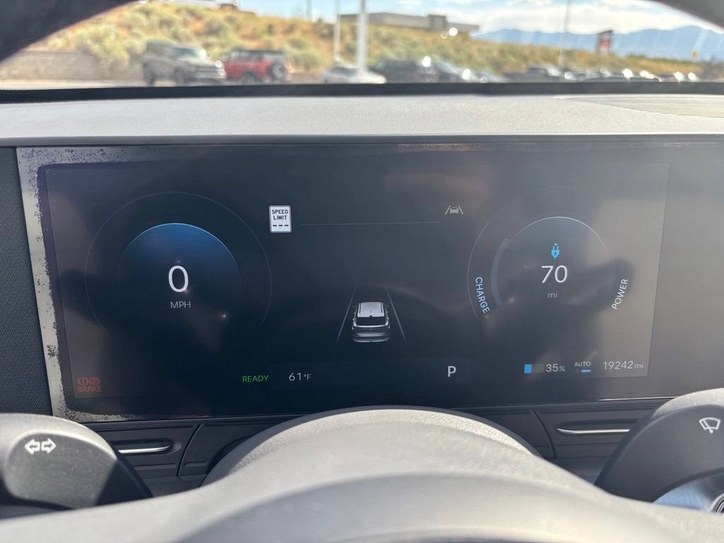 2025 Hyundai Kona Electric SEL
